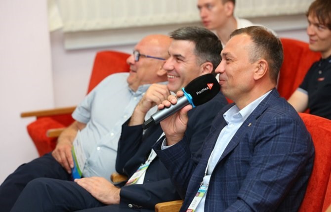 Научно-практическая конференция Uroweekend. Vol.IV: Интеллект и интеграция в урологии 1-2 августа 2024 года